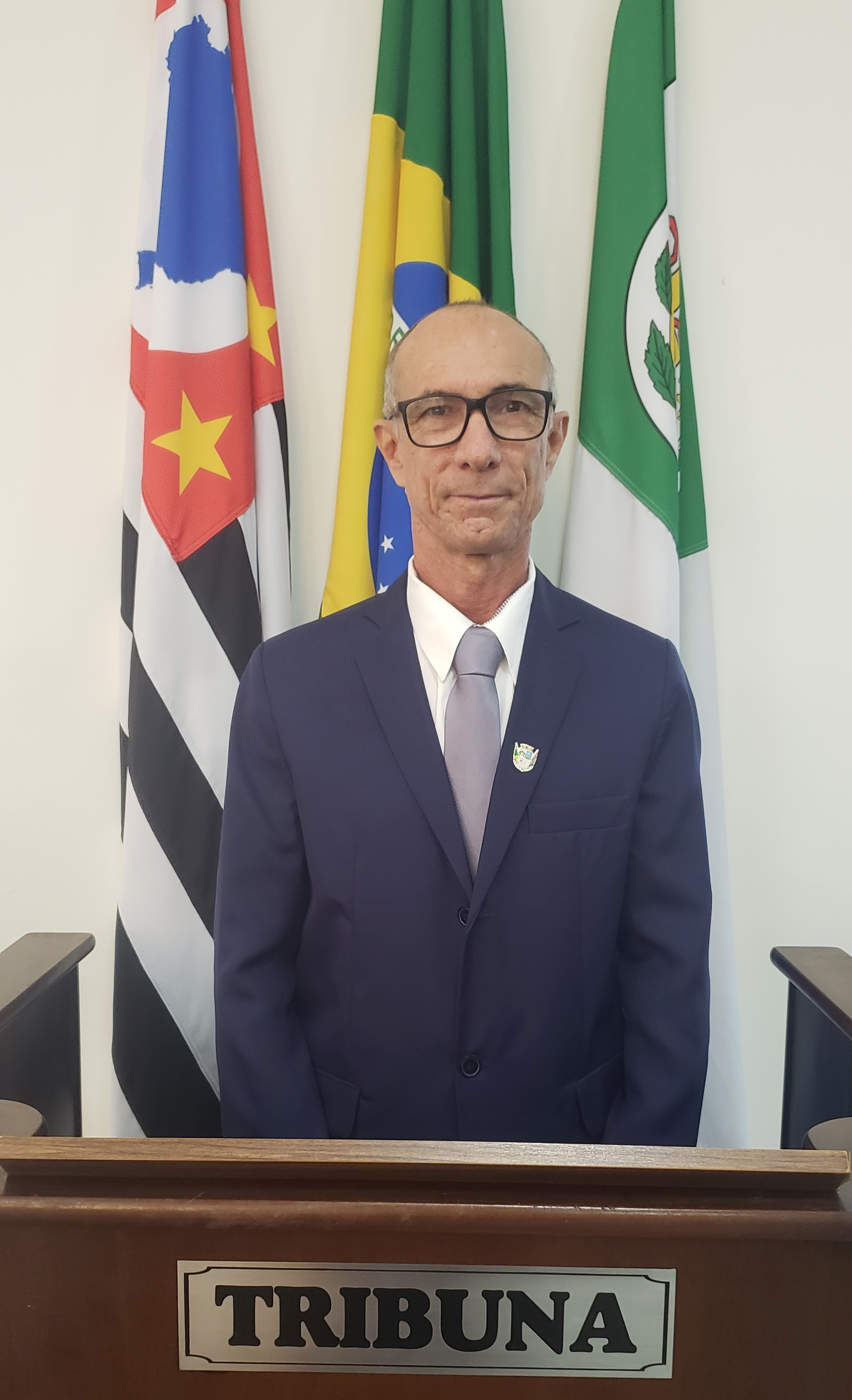  Valdir Rogério Poiati